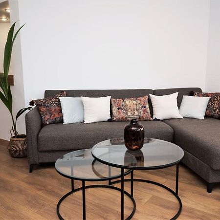 Koules Sea View City Apartment Iraklion Buitenkant foto