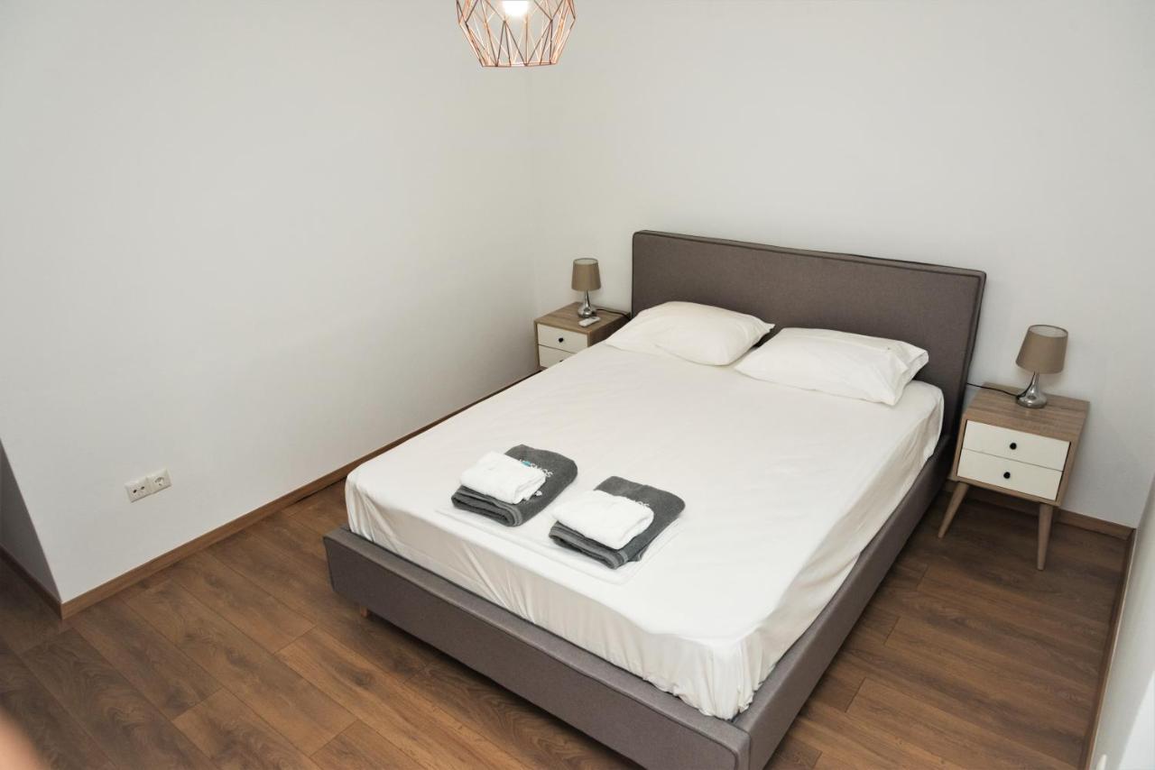 Koules Sea View City Apartment Iraklion Buitenkant foto
